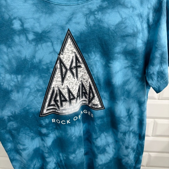 Men’s Medium Def Leppard Tie Dye Short Sleeve Tee - Picture 3 of 4